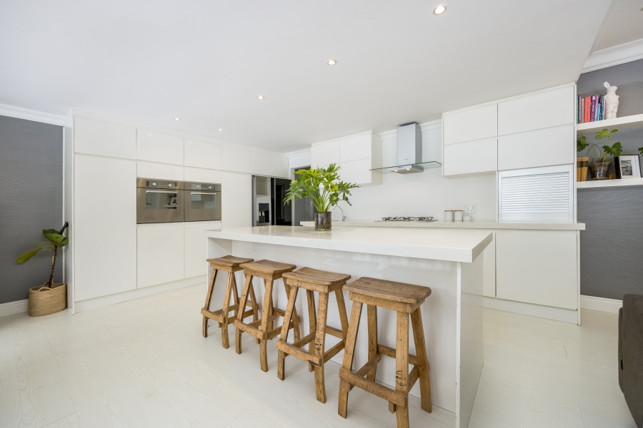 4 Bedroom Property for Sale in Kenridge Western Cape